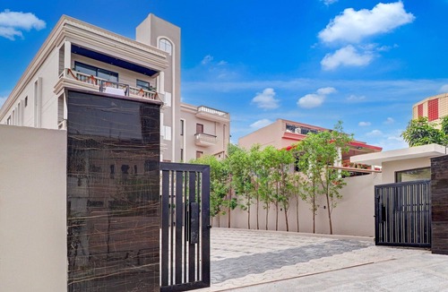 Bullawala House | Super Townhouse Oak FRI Dehradun