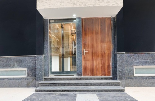 DLF Phase 3 House | Super Townhouse Phase 3 DLF Cyber City