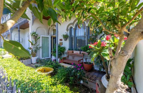 Surry Hills House | Superb SURRY HILLS Studio Room - Great Location