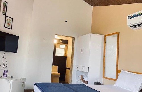 Mhsala Hotel | Sur Lake Resort