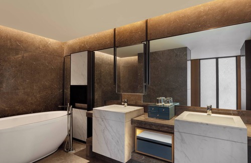 Surat Hotel | Surat Marriott Hotel