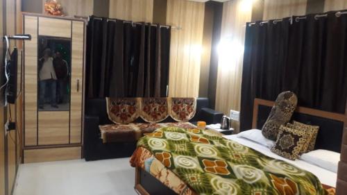 Rudraprayag House | Suri Hotel - Rudraprayag