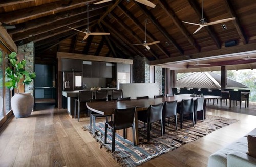 Cattai House | Surin Estate: Spacious 5-bedroom estate in brilliant Cattai with Pool and Garden