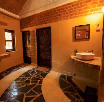 Baihar House | Surwahi Social Ecoestate Kanha