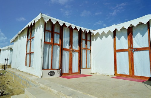 Sam RV Rental | Surya-Ansh Desert Wellness Resort - Campsite