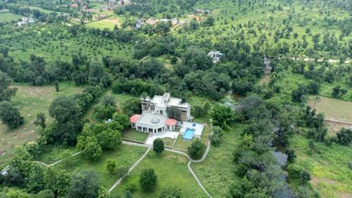 Thana Gazi House | Surya Bagh - A Luxury Hideaway - 5 minutes to Ajabgarh, 10 minutes to Bhangarh & 20 minutes to Tehla, Sariska