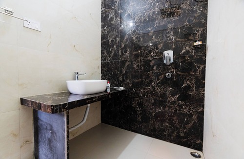Sahibganj Hotel | SURYA PLAZA