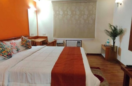 Jaipur Hotel | Swapanlok Farms And Resorts