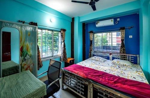 Baranagar Apartment | Swarna Biroti Kolkata - 20 mins Airport 7 mins metro 0 mins bus stop