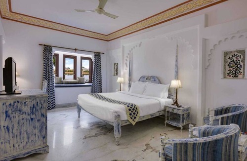 Lake Swaroop Sagar Hotel | Swaroop Vilas - Lake Facing Boutique Hotel