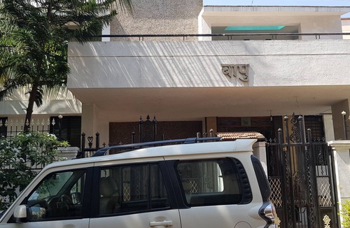 Nashik House | Sweet bunglow at the centre of the city
