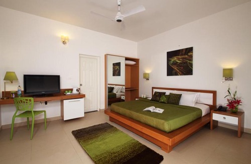 Chithirapuram Hotel | Swiss County