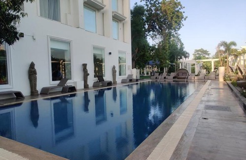 Kalol Hotel | Taj Gandhinagar Resort and Spa