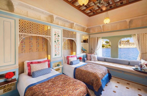 Udaipur Hotel | Taj Lake Palace