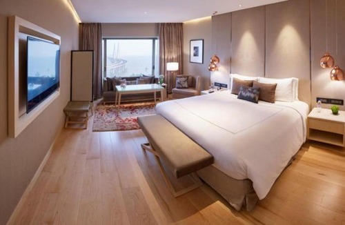 Bandra West Hotel | Taj Lands End