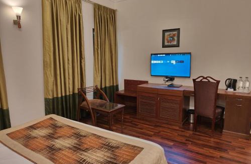 DLF City House | Tavisha Villa Golf Course MG Road