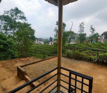 Elappara Villa | Tea Garden Cottage