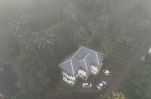 Devikolam Villa | Tea Haze Cottage Munnar