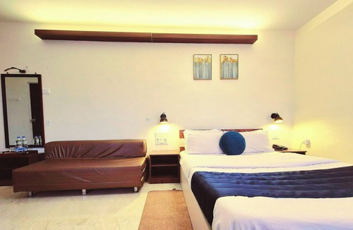 Wardha Hotel | Teakwood Farms