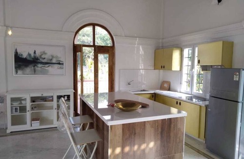 Hyderabad Villa | Teen Duari Farmstay - Luxurious Colonial Villa