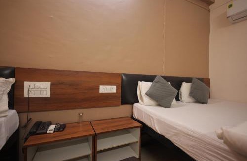 Lunavada Hotel | Teja Hotel