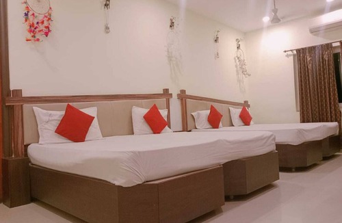 Melur Hotel | Temple City lakeinn