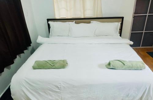 Kandal Villa | Teyt's White Home - 3 bedroom Villa