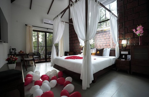 Kushalnagar Hotel | TGI Redolent Resort & Spa