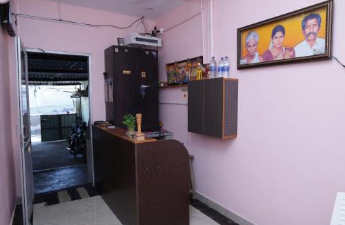 Tiruchendur Hotel | Thangavel Inn