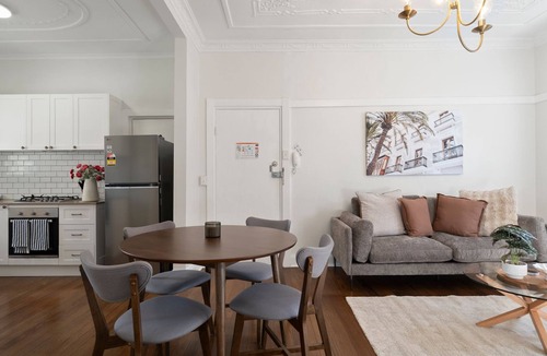 Double Bay Apartment | The 450 Collection Double Bay Stays Suite 5