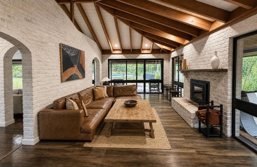 Holgate House | The 5th Acreage