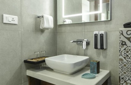 Adyar Hotel | The Avatar Hotel & Convention