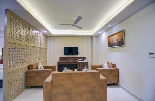 Seraikela Hotel | The Bindal Hotel
