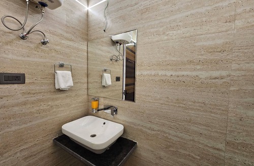 Gwalior Hotel | The Blu Pearl