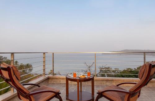 Alibaug Villa | The Blue Horizon by StayVista - Featuring a beach-view villa with a swimming pool, indoor games, and a relaxing balcony