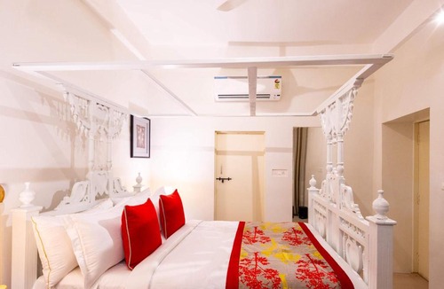 Udaipur City Centre House | The Blue Root by Viraalay - 5 Bed Heritage Home Villa in Udaipur