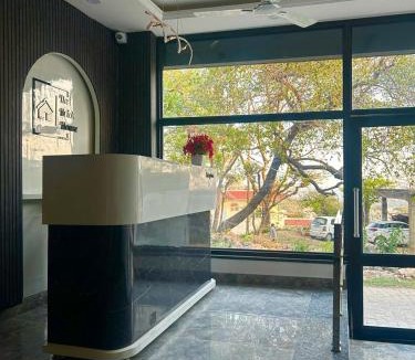 Katra House | The Brick House