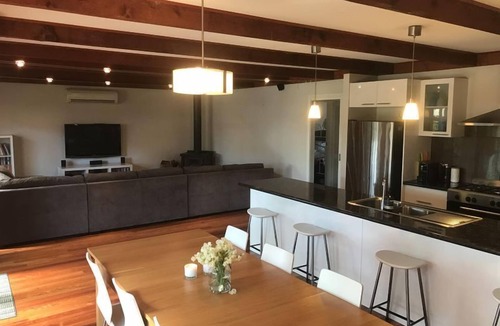 Bundalong House | The Bundalong Mannor
