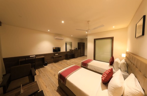 Junagadh Hotel | The Byke Suraj Club