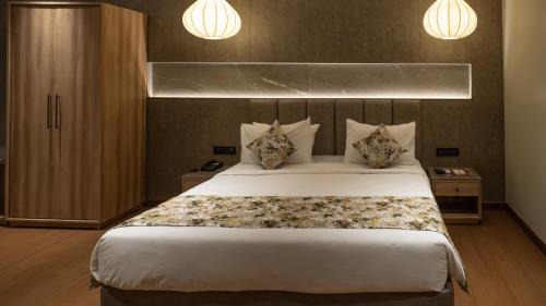 Siliguri Hotel | The Cindrella Hotel