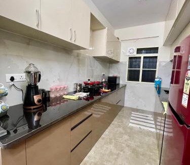 Adyar Apartment | The City Nest 2BHK Fully Furnished Apartment Only for Families