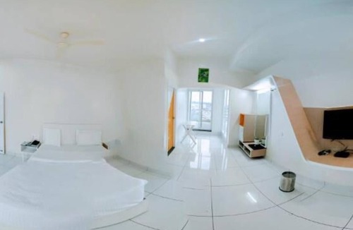Gonikoppal Hotel | The Cocoon