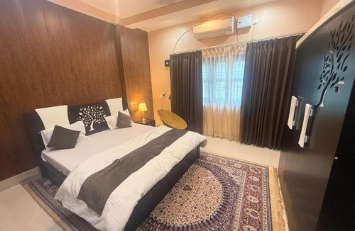 Bodh Gaya Apartment | The Comfort Crest - Home Stay 2 Bedroom Family Suite with Living room