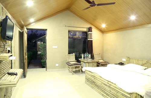 Dhela Hotel | The Corbett view resort