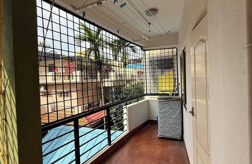 Arekere House | The Cozy Nest 2-bedroom Apartment in welcoming Bengaluru with WiFi, AC