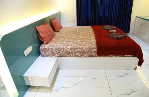 Palayam Apartment | The Crownstone Apartment