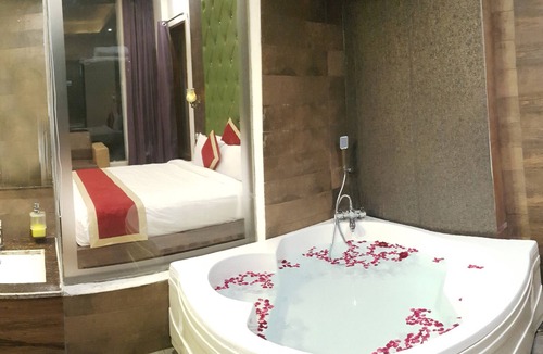 Bail Parao Hotel | The Darien Resort