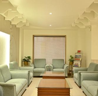 Shivajinagar Hotel | The Deccan Royaale, Shivaji Nagar