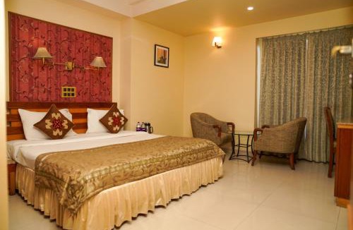 Shivajinagar Hotel | The Deccan Royaale, Shivaji Nagar