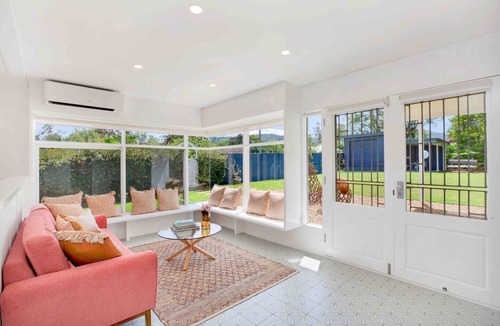 Scone House | 'The Devonshire'luxury cottage in central Scone